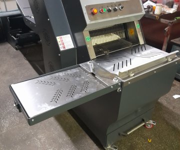 BANTLI EKMEK DİLİMLEME MAKİNESİ