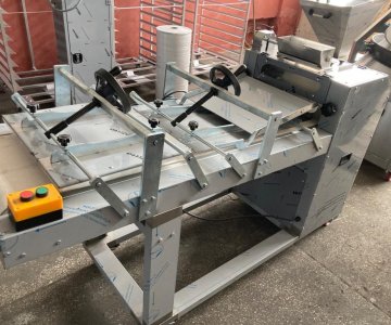 HAMUR ŞEKİL VERME MAKİNESİ